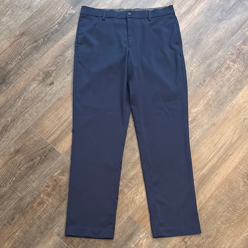 Tahari Men’s Size 32x32 Navy Blue Dress Pants Straight Leg Flat-Front